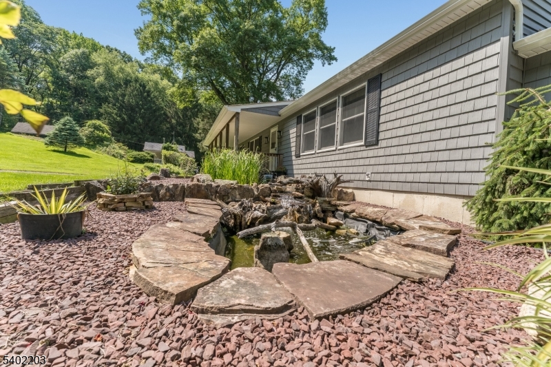 SPRUCE RUN - Residential Income