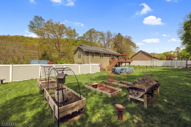 Lake Lackawanna - Residential