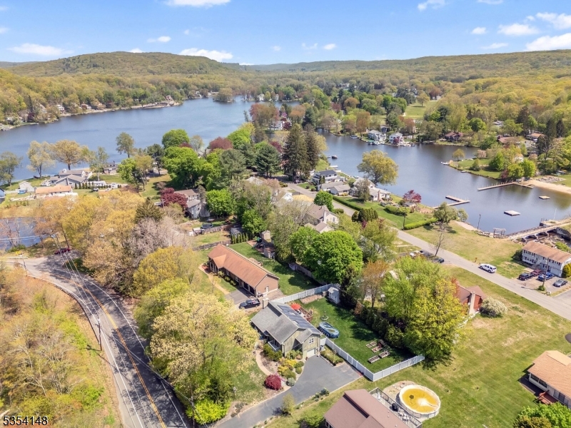 Lake Lackawanna - Residential