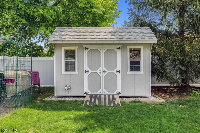 Lake Lackawanna - Residential