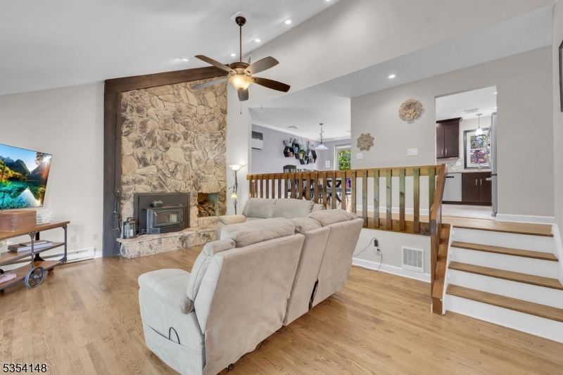 Lake Lackawanna - Residential