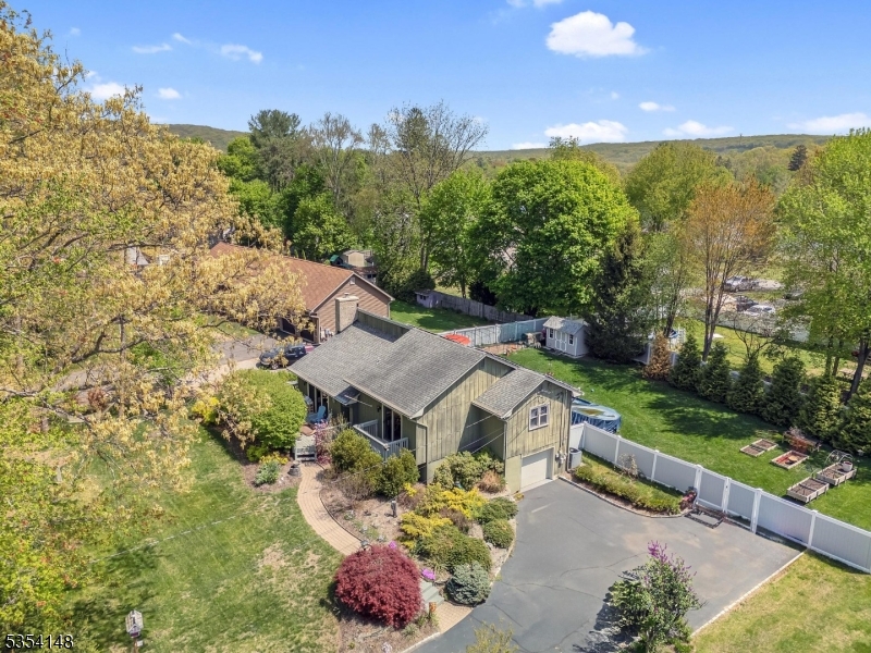 Lake Lackawanna - Residential