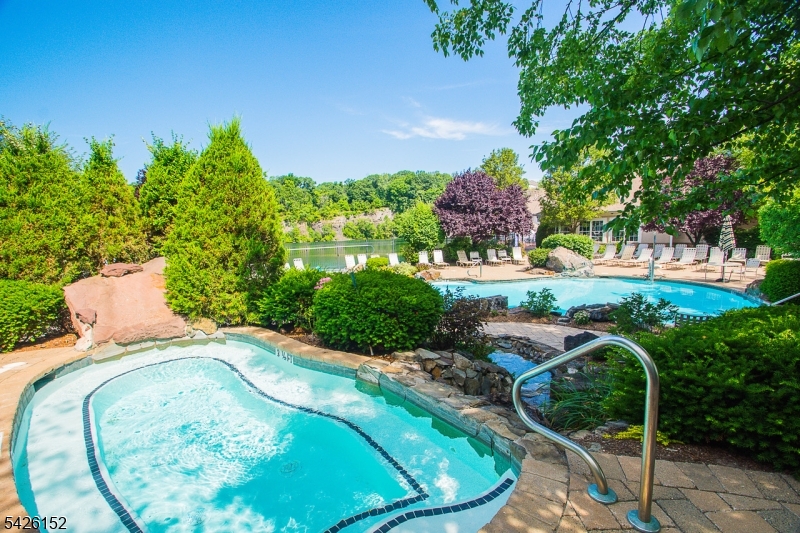 Lakeside - Residential