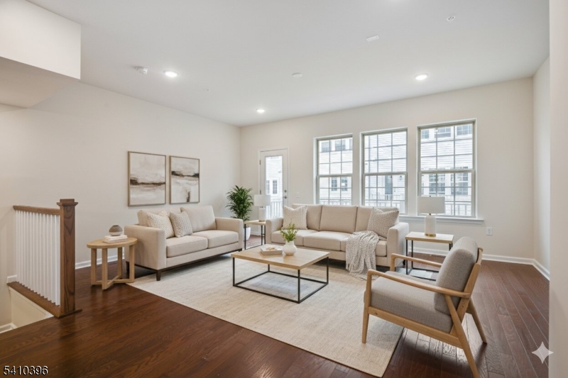 Livingston Square - Residential Lease