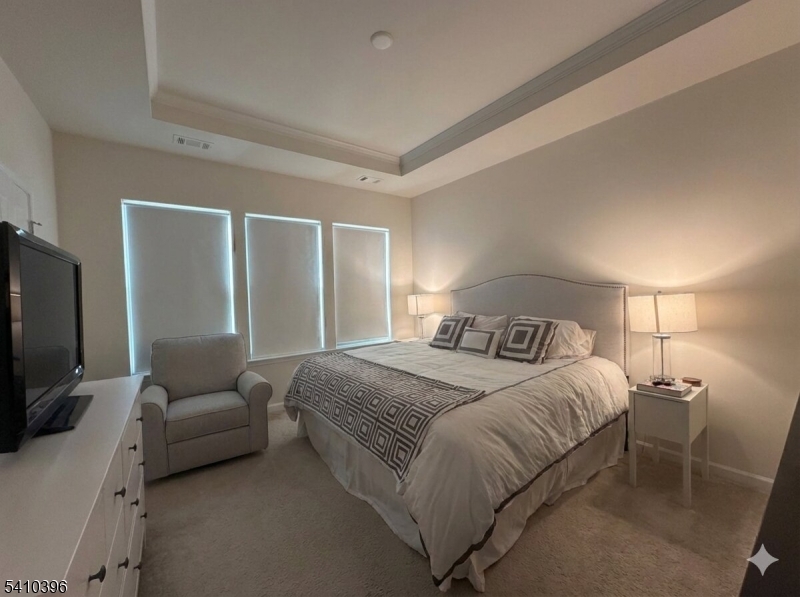 Livingston Square - Residential Lease