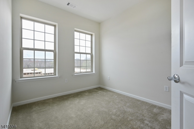 Livingston Square - Residential Lease