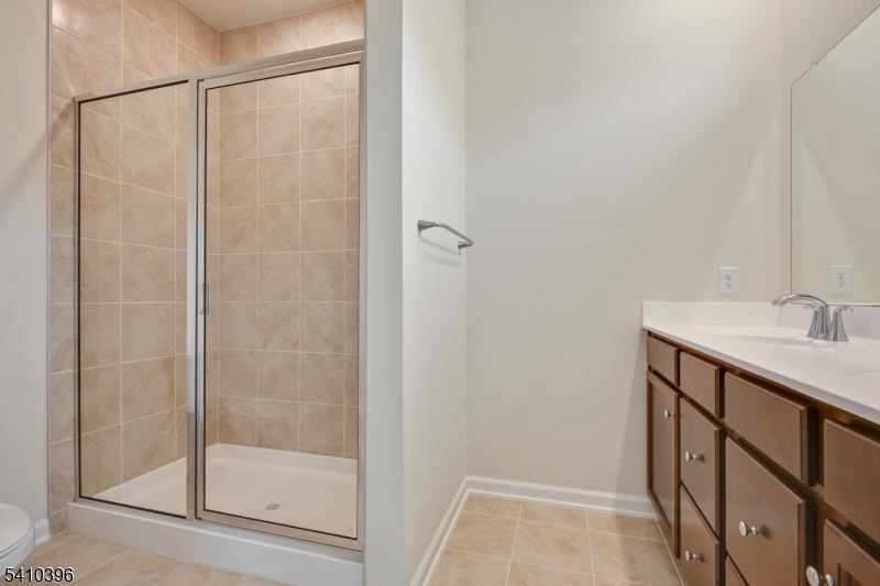 Livingston Square - Residential Lease