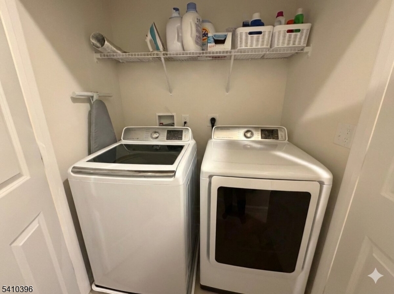 Livingston Square - Residential Lease