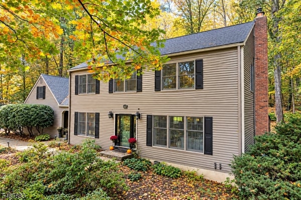 4 SCENIC FALLS RD, LONG VALLEY, NJ 07853 - Image 412ce836e8388fc49f192525cbc078b2/2689836802