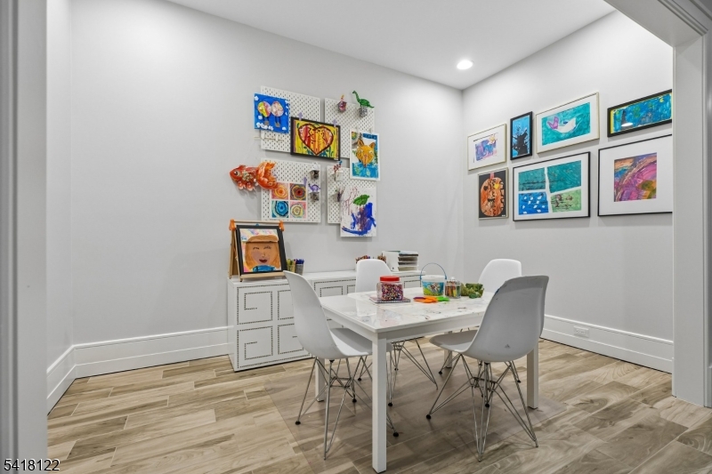 DEERFIELD - Residential