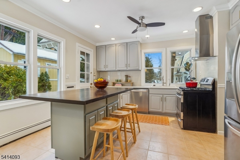 West Montrose - Residential