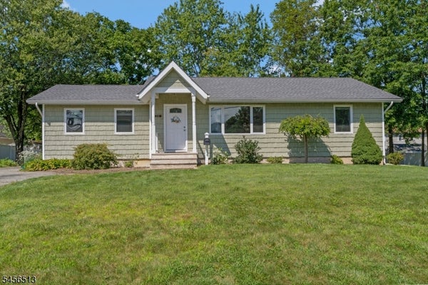 26 CENTRAL AVE, MINE HILL, NJ 07803 - Image 4151fb7fcfbec5e37d80d50cd571704a/2550304527
