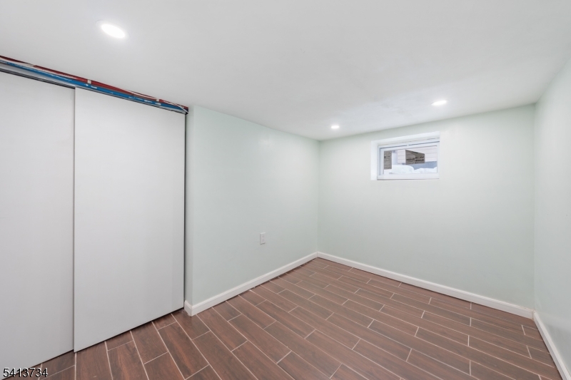 Noth Elizabeth - Residential