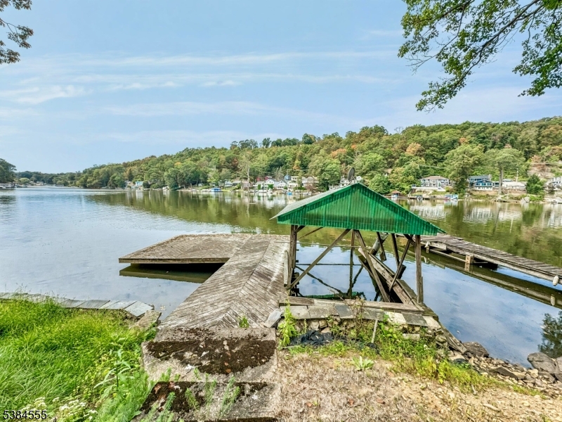 LAKE HOPATCONG - Land