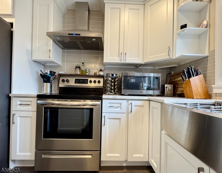 Williamsburg Square - Residential