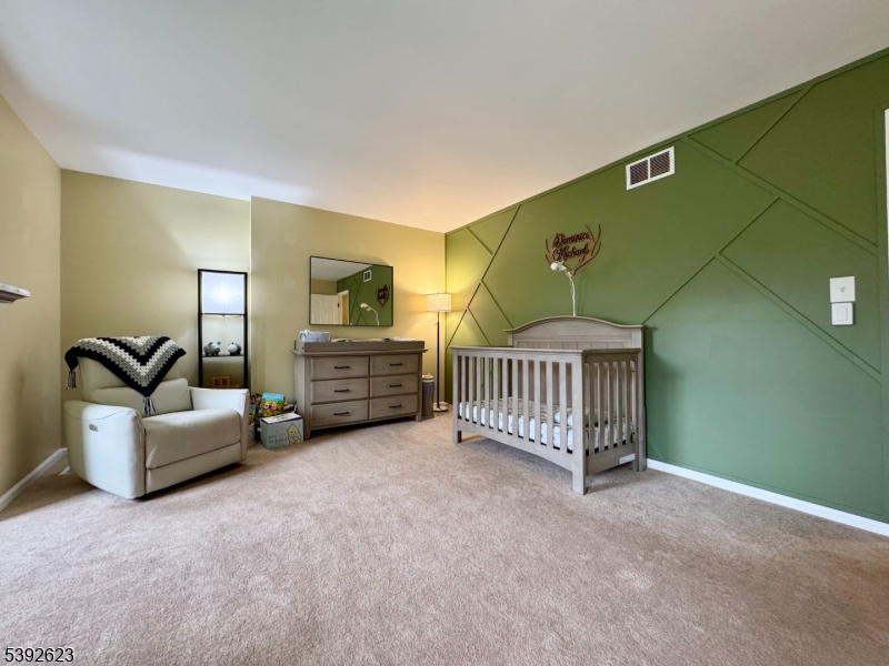 Williamsburg Square - Residential