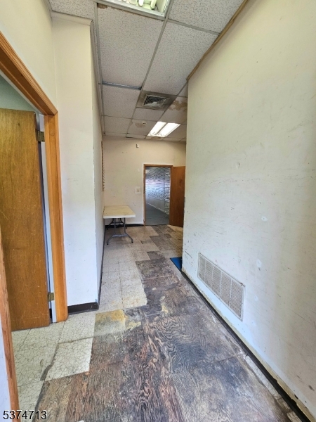 Woodbridge Twp., New Jersey 07095, United States, ,Residential,Active,181001