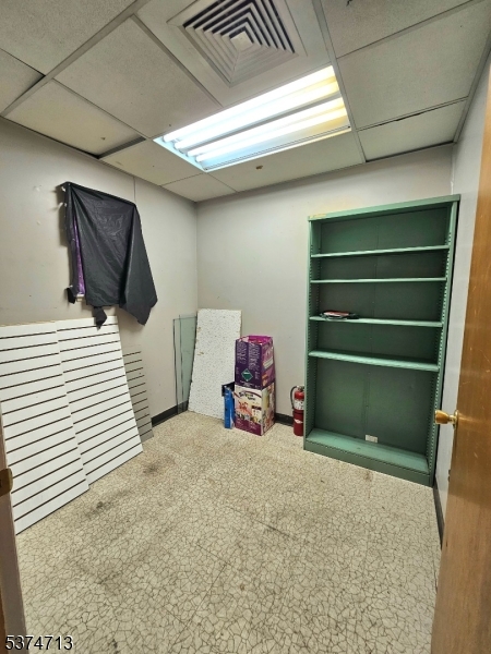 Woodbridge Twp., New Jersey 07095, United States, ,Residential,Active,181001