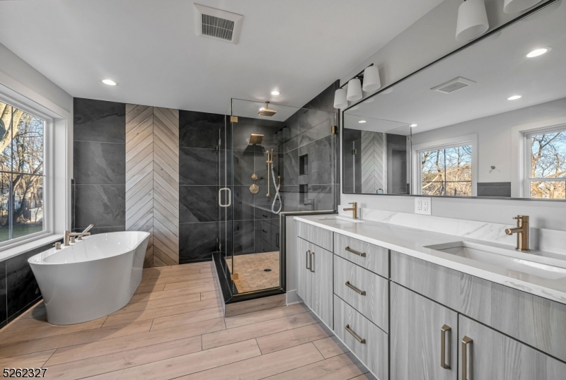 Briarwood - Residential