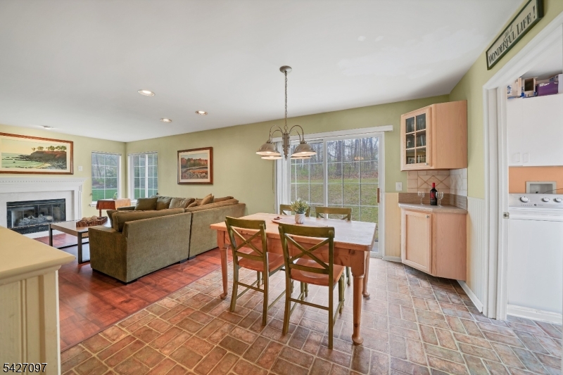 Country Oaks - Residential