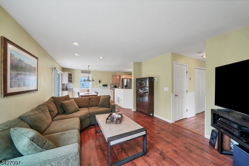 Country Oaks - Residential