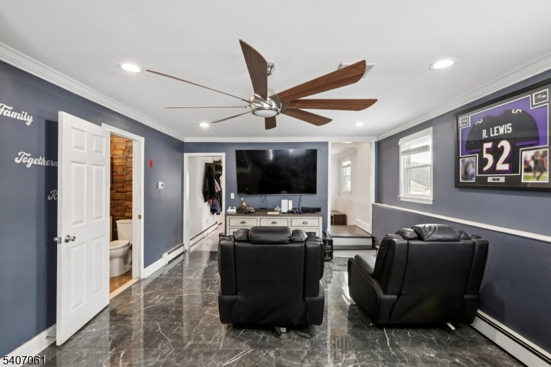 White Meadow Lake - Residential