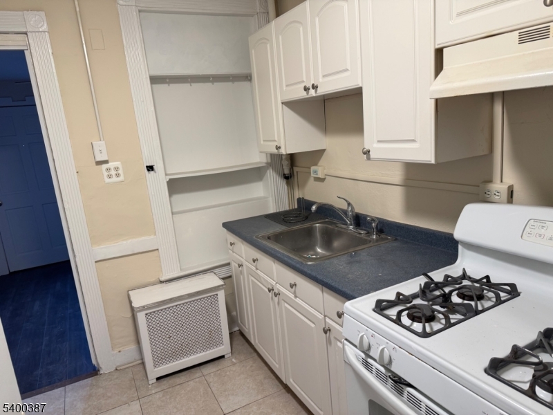 residential - Residential Lease