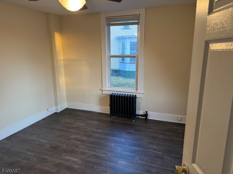 residential - Residential Lease