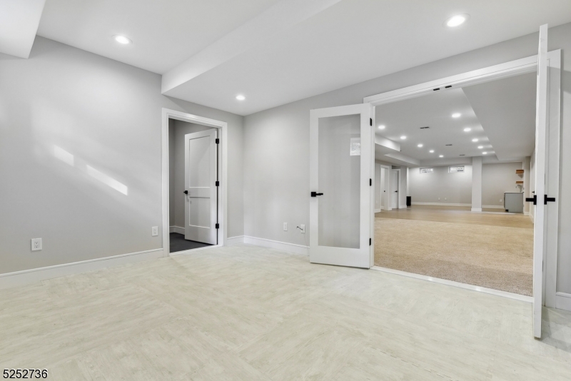 Wychwood Manor - Residential