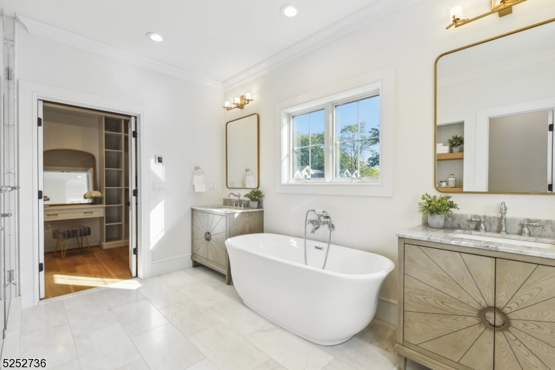 Wychwood Manor - Residential