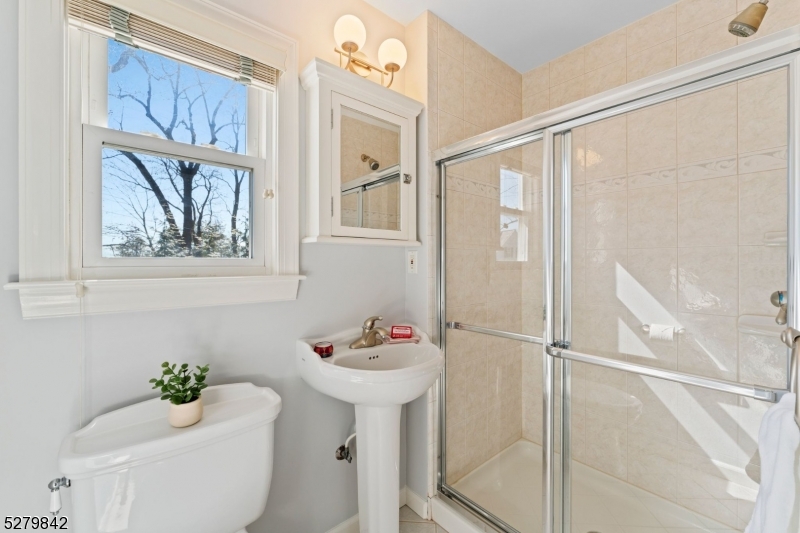 Upper Wyoming - Residential