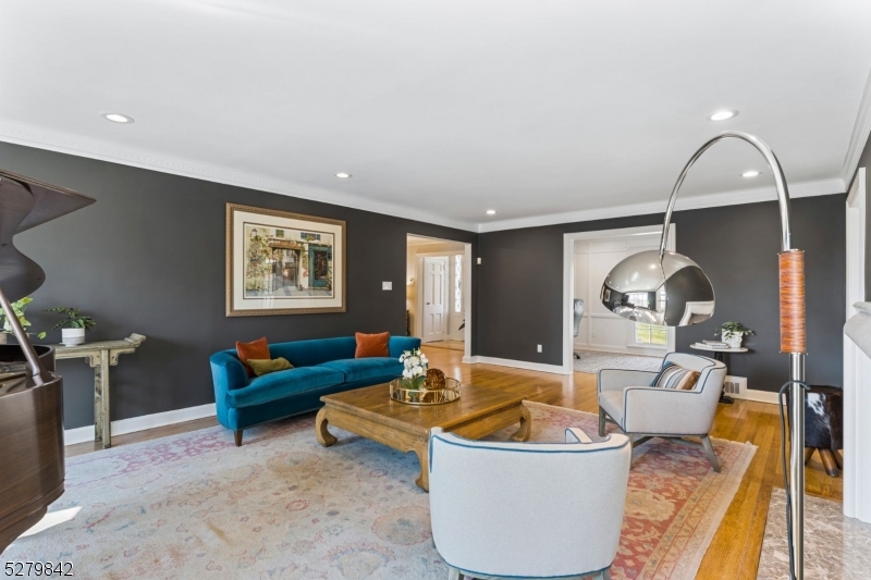 Upper Wyoming - Residential