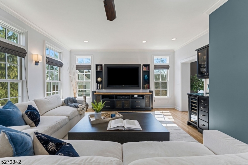 Upper Wyoming - Residential