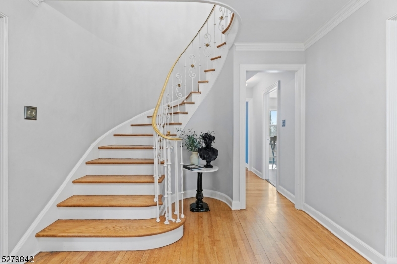 Upper Wyoming - Residential