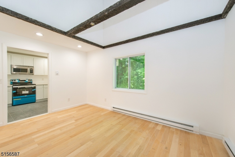 CRANBERRY LAKE - Residential