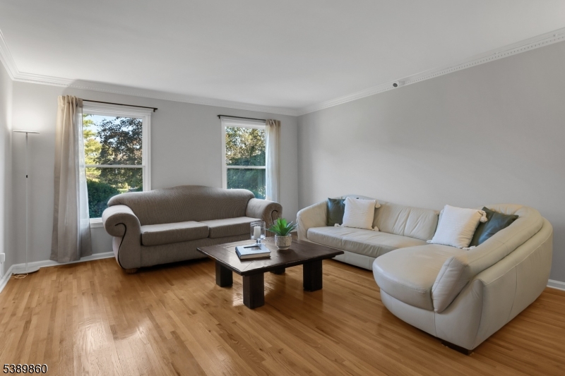 Prince Edward Pointe - Residential