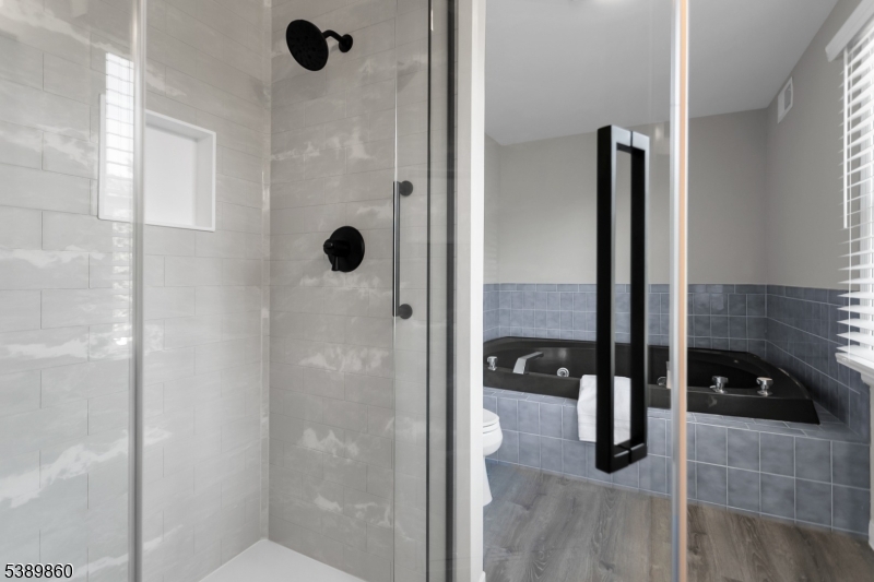 Prince Edward Pointe - Residential