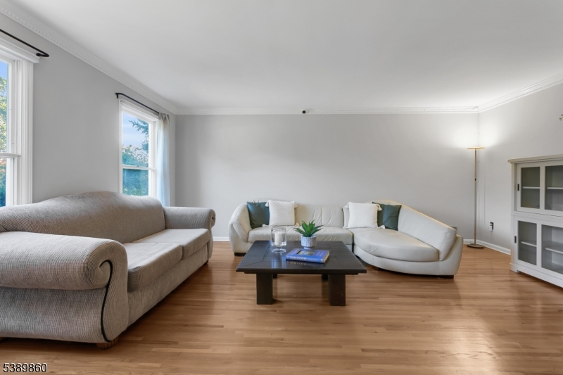 Prince Edward Pointe - Residential