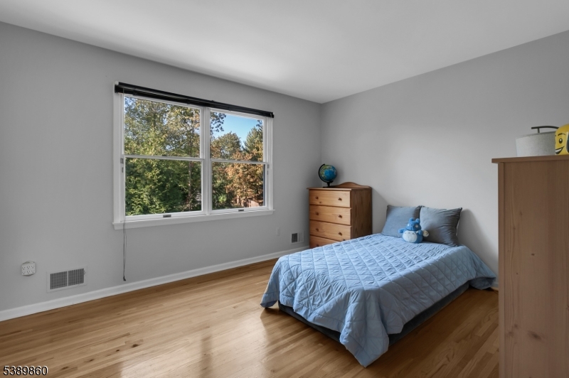 Prince Edward Pointe - Residential