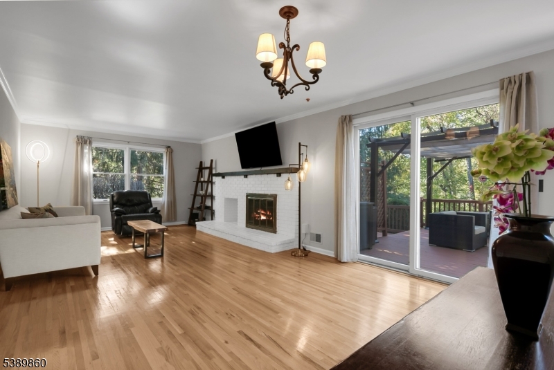 Prince Edward Pointe - Residential