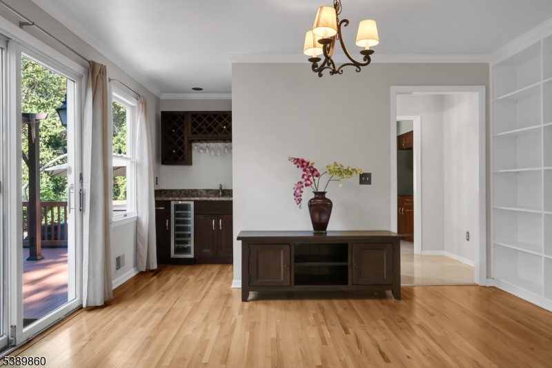 Prince Edward Pointe - Residential