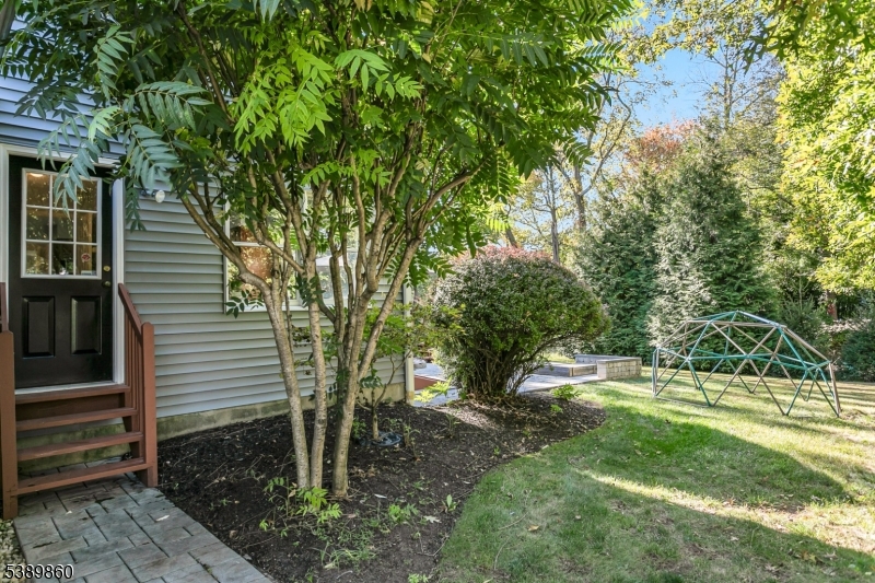 Prince Edward Pointe - Residential