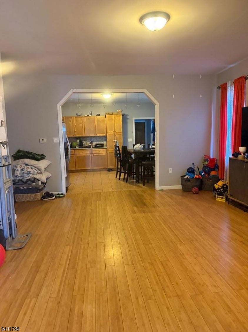 608 Adams Ave - Photo 4