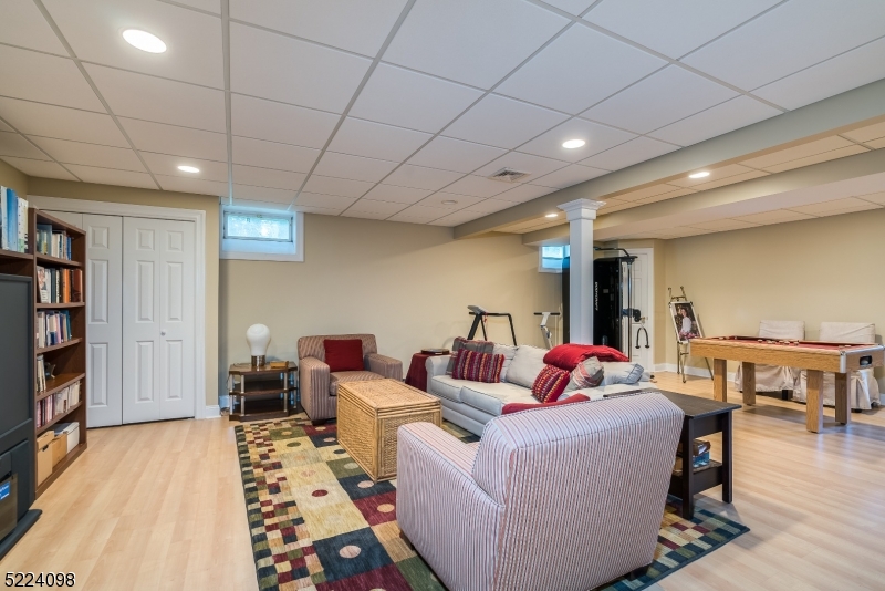 High Ridge - Residential