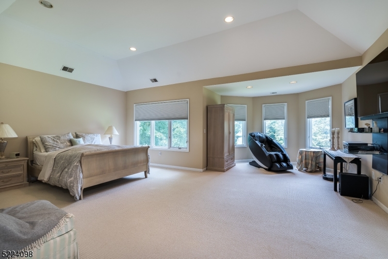 High Ridge - Residential