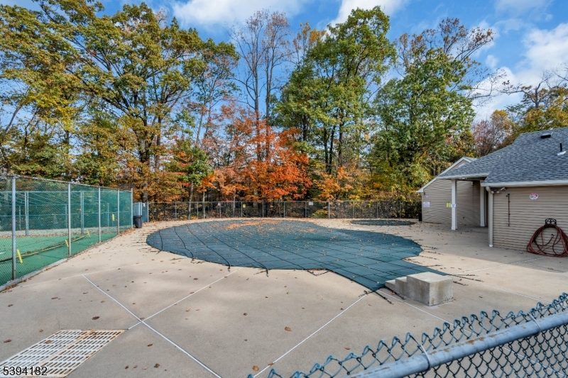 Crystal Woods - Residential