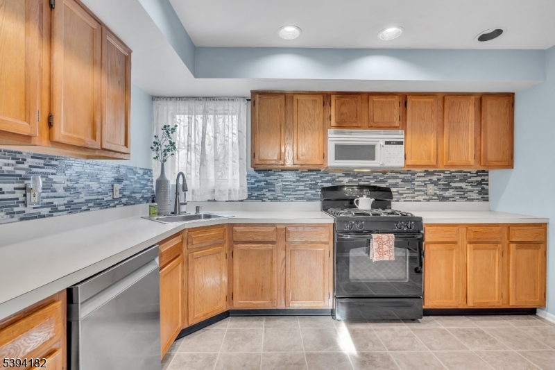 Crystal Woods - Residential