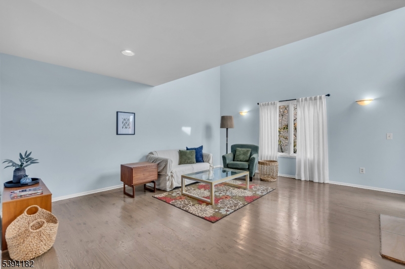 Crystal Woods - Residential