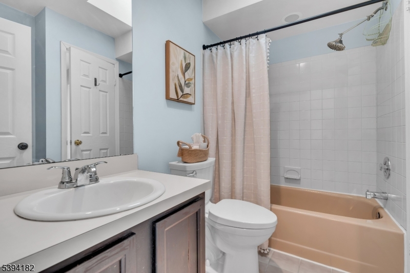 Crystal Woods - Residential