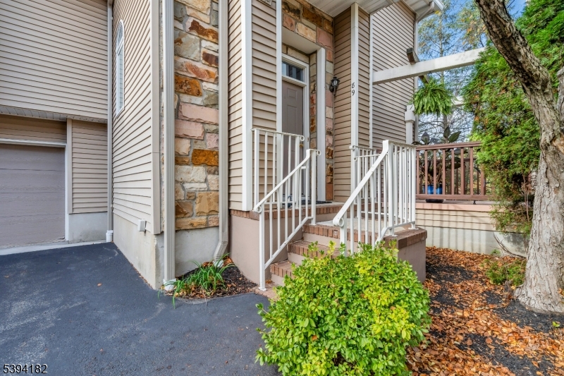 Crystal Woods - Residential